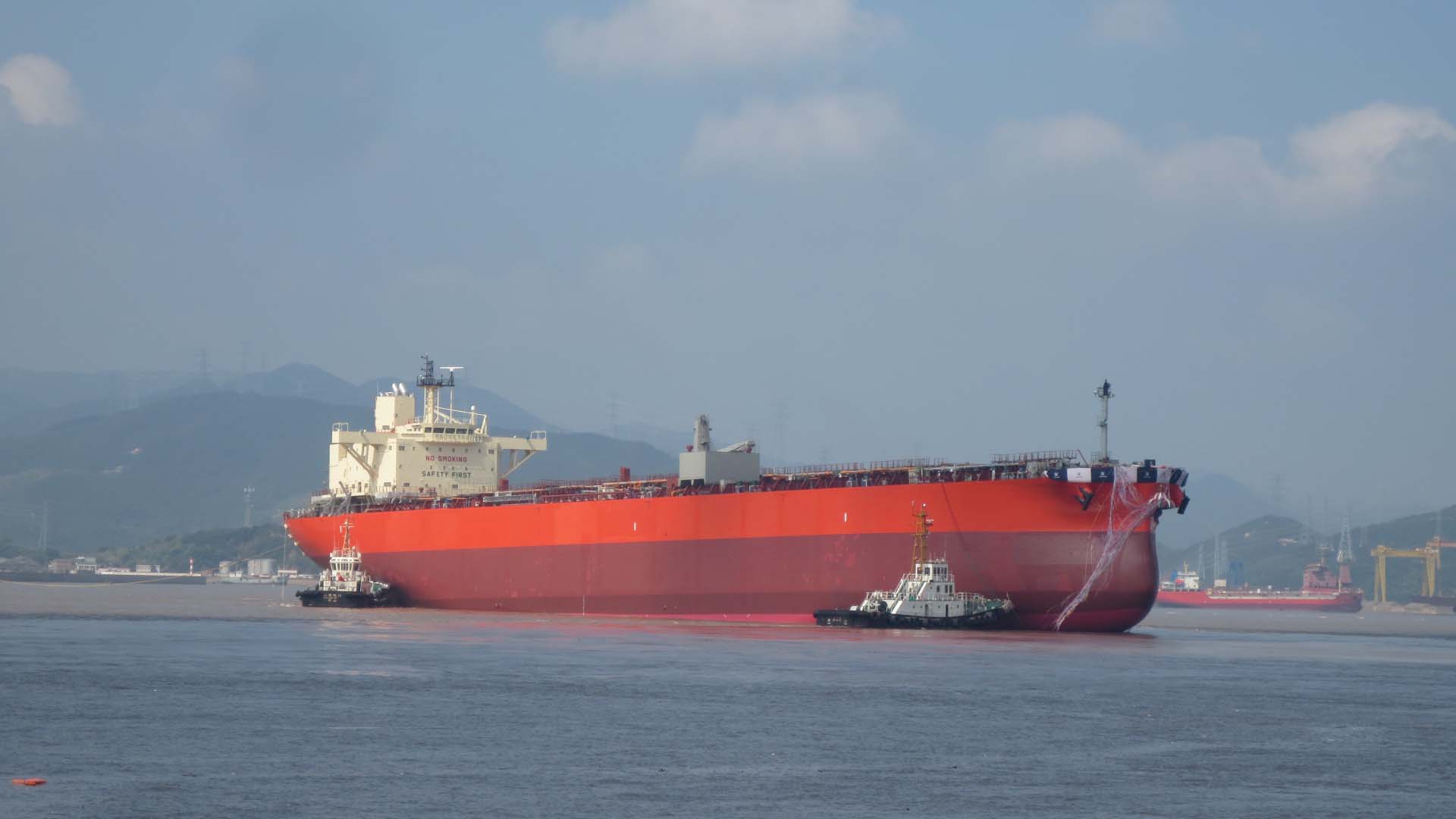 TSUNEISHI SHIPBUILDING Launches its First Completed LRI Product Tanker