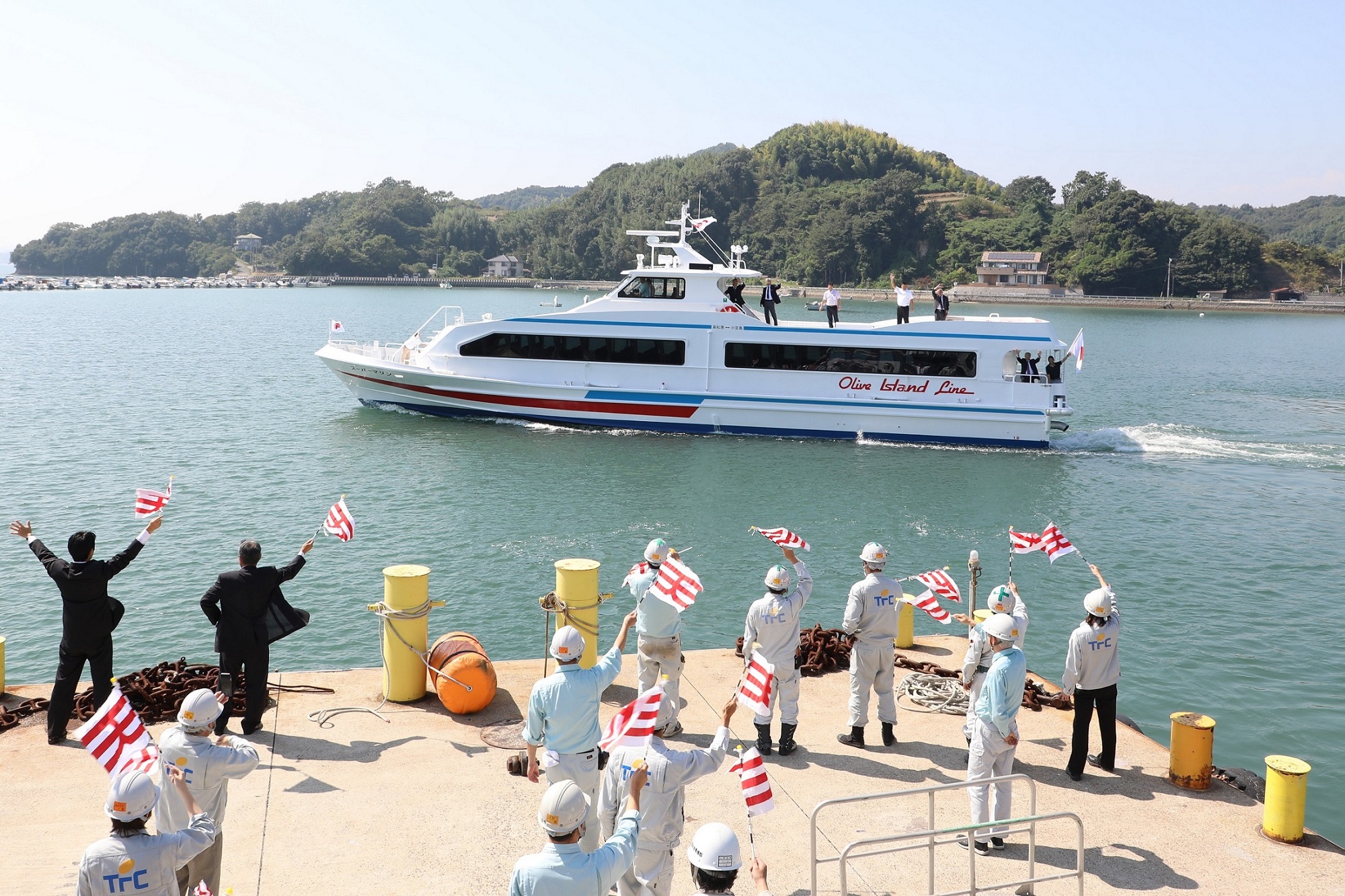 ツネイシクラフト＆ファシリティーズ、高松港～小豆島（土庄）港を結ぶ高速船「スーパーマリン」を竣工・引渡