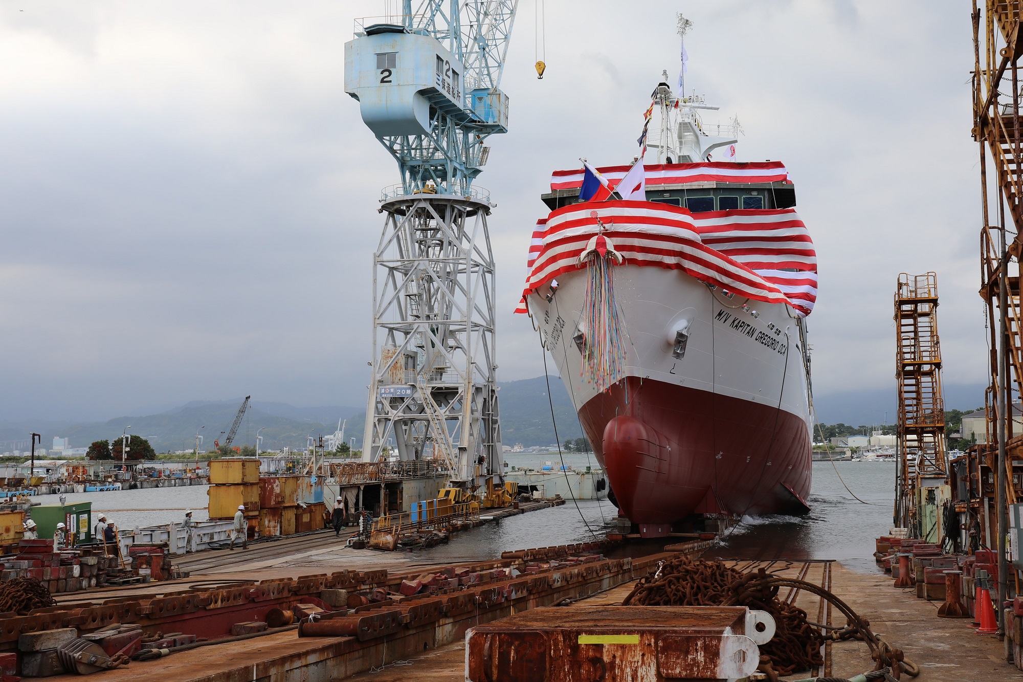 三保造船所が70M型航海練習船を進水 |ニュース| 常石グループ 三保造船所が70M型航海練習船を進水 |ニュース| 常石グループ