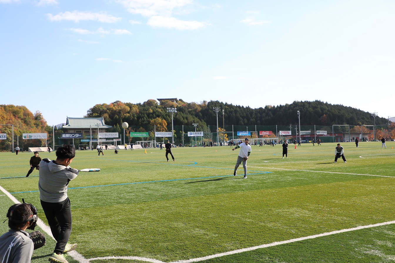 常石グループ　ソフトボール大会を開催