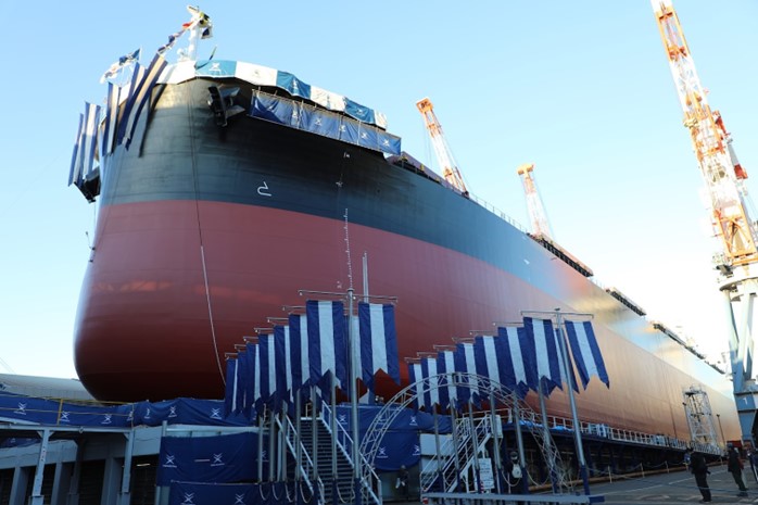 常石造船 8万2千4百トン級ばら積み貨物船の命名進水式を一般公開しました